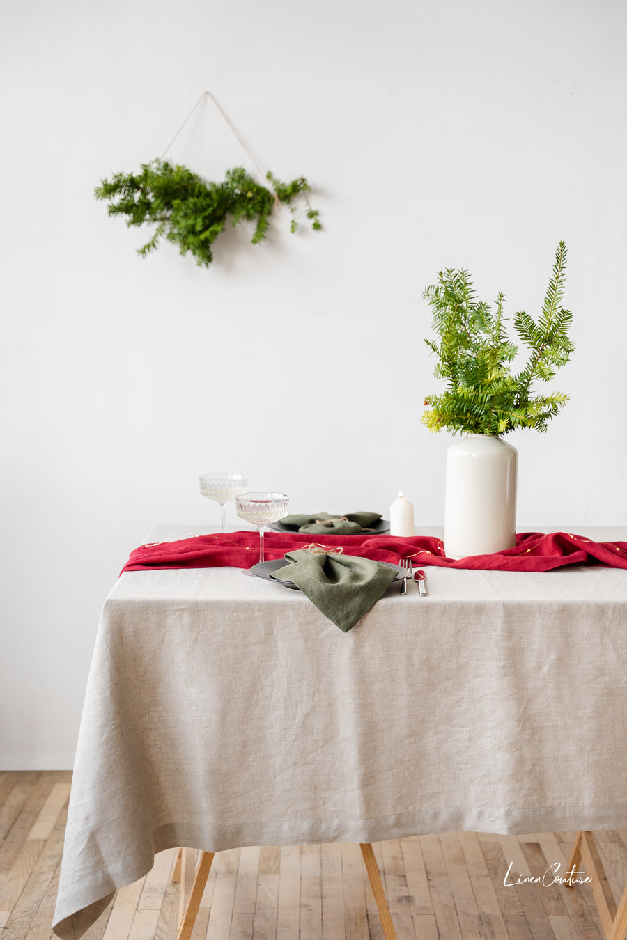Christmas Cyclamen Red Dining Table Runner - Linen Couture Boutique