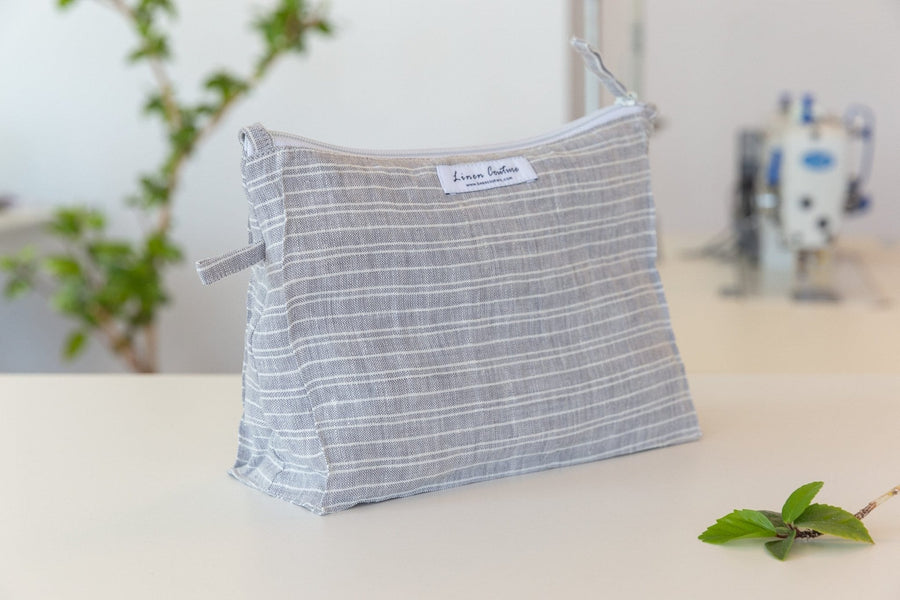 Melange Burgundy linen large makeup bag - Linen Couture