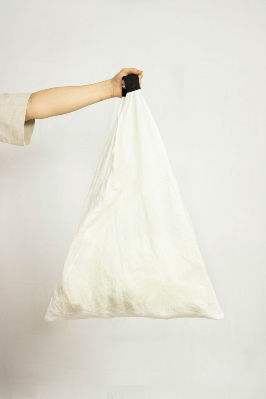 White linen triangle bag - Linen Couture Boutique