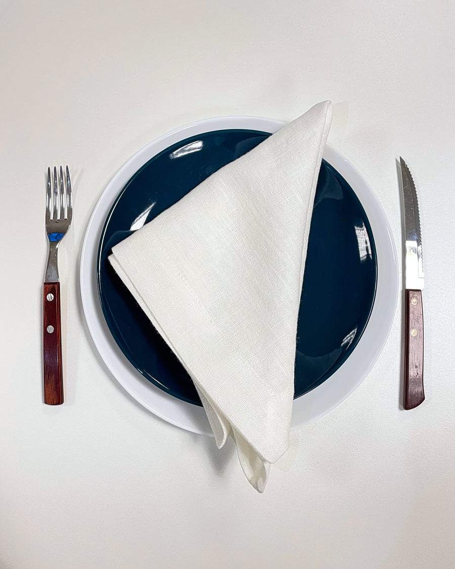 Set of White Linen Napkins with a Decorative Hem (250 gsm) - Linen Couture Boutique