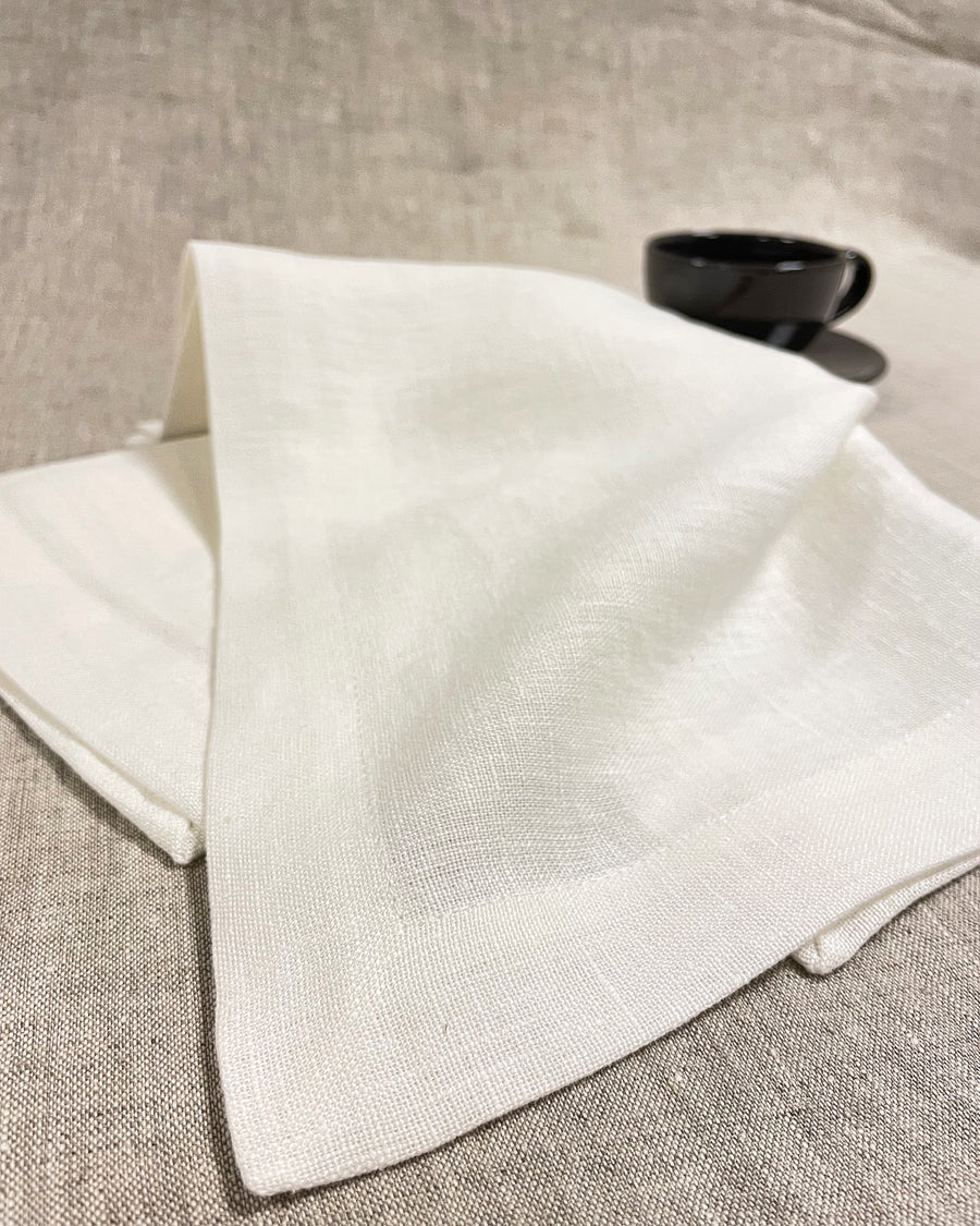 Set of White Linen Napkins with a Decorative Hem (250 gsm) - Linen Couture Boutique