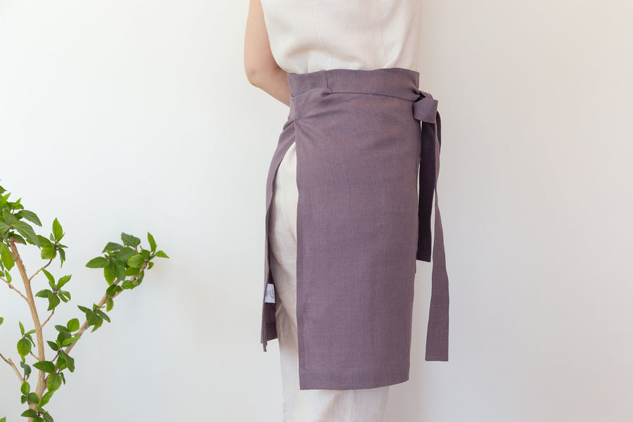 Linen Waist Apron with pockets in pastel plum color, half apron with pockets for cooking and kitchen, personalised aprons - Linen Couture Boutique